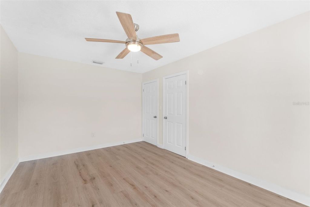 Image 39 of property listing at 221 S HALE AVENUE, Tampa, FL 33609