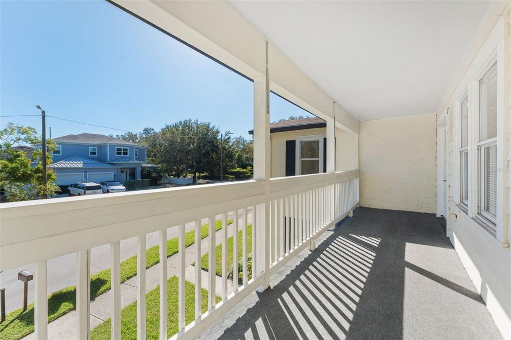 Image 46 of property listing at 221 S HALE AVENUE, Tampa, FL 33609