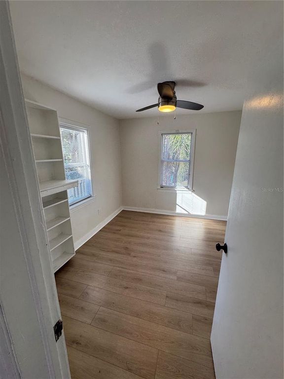 Image 55 of property listing at 221 S HALE AVENUE, Tampa, FL 33609