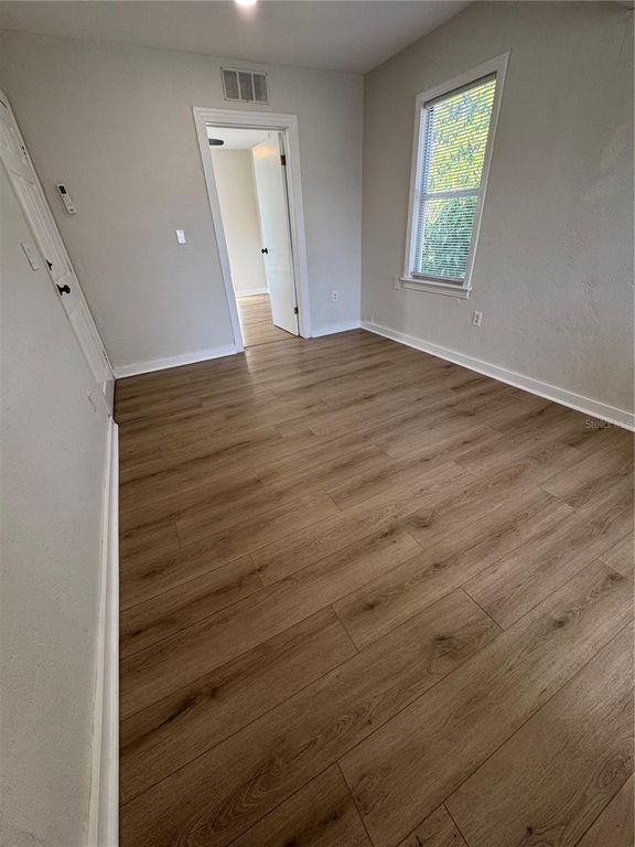 Image 57 of property listing at 221 S HALE AVENUE, Tampa, FL 33609