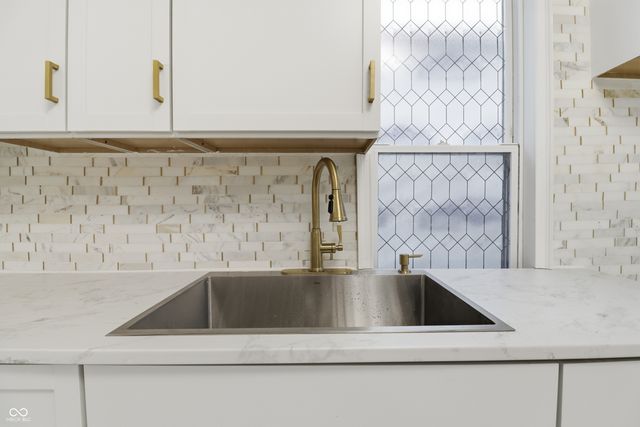 800 S Macedonia Avenue, Muncie, IN 47302