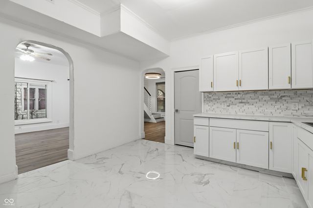 800 S Macedonia Avenue, Muncie, IN 47302