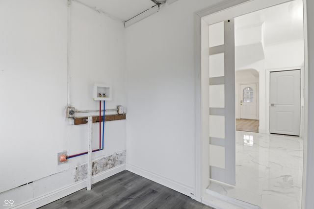 800 S Macedonia Avenue, Muncie, IN 47302