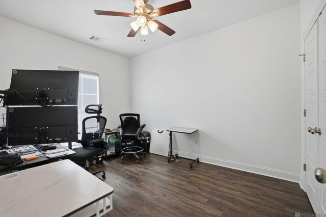 8129 Village Lake Ave, Baton Rouge, LA 70820