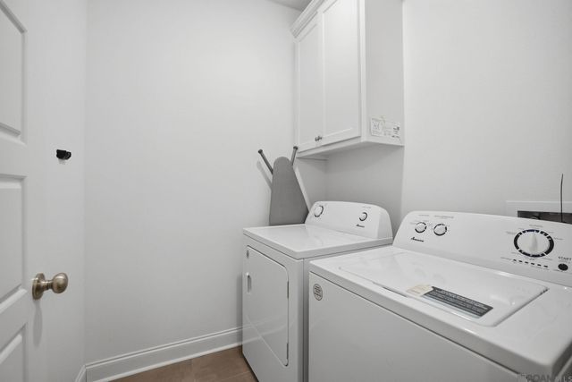 8129 Village Lake Ave, Baton Rouge, LA 70820