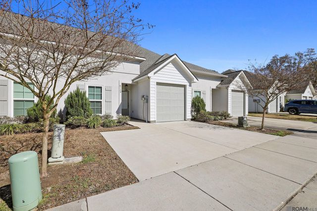 8129 Village Lake Ave, Baton Rouge, LA 70820