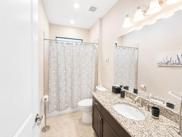 5182 BARNETT CIRCLE, Lakewood Ranch, FL 34211