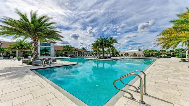 5182 BARNETT CIRCLE, Lakewood Ranch, FL 34211
