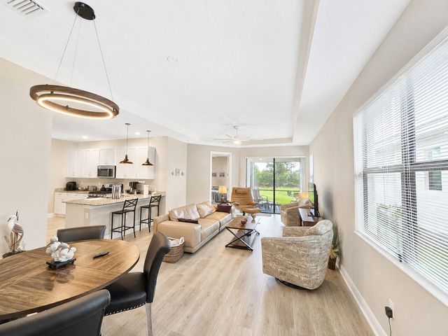 5182 BARNETT CIRCLE, Lakewood Ranch, FL 34211