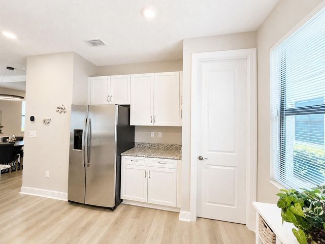 5182 BARNETT CIRCLE, Lakewood Ranch, FL 34211