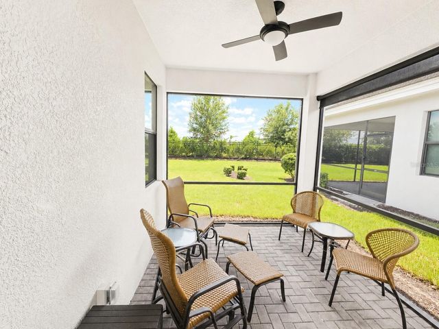 5182 BARNETT CIRCLE, Lakewood Ranch, FL 34211
