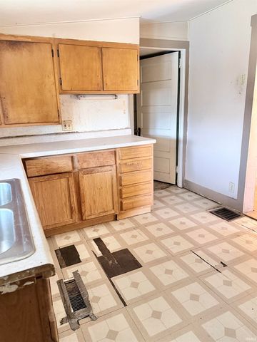 1033 S Locke Street, Kokomo, IN 46902