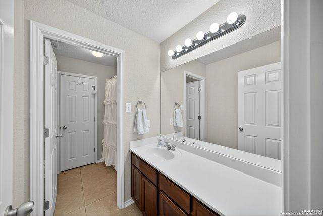 5906 Onyx Way, San Antonio, TX 78222