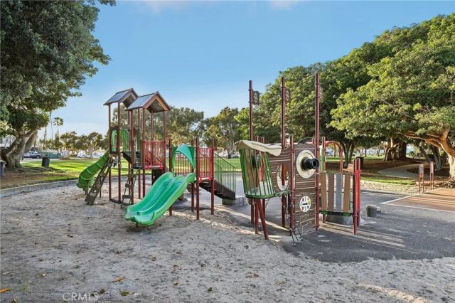 3161 Portofino, Huntington Beach, CA 92649