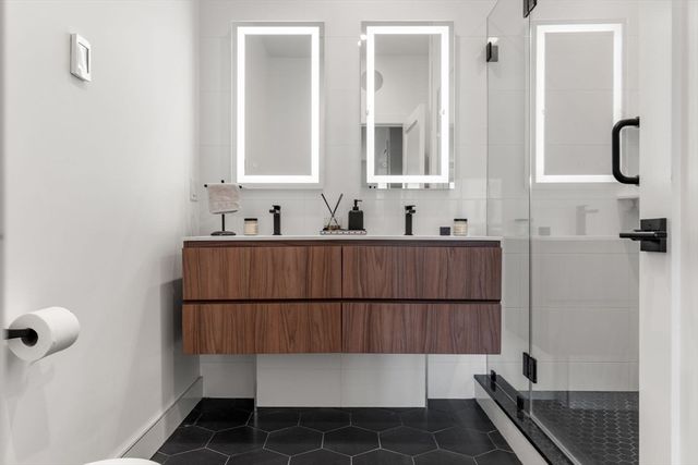 75 W Broadway 202, Boston, MA 02127