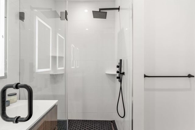 75 W Broadway 202, Boston, MA 02127