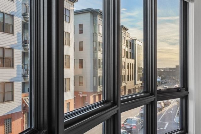 75 W Broadway 202, Boston, MA 02127