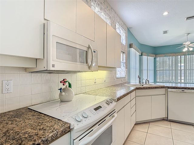 9289 PENELOPE DRIVE, Weeki Wachee, FL 34613