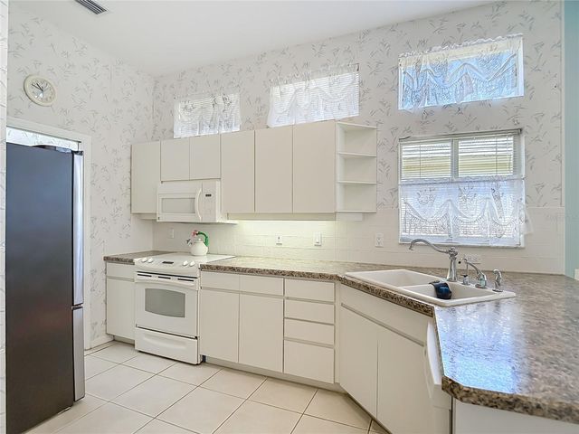 9289 PENELOPE DRIVE, Weeki Wachee, FL 34613
