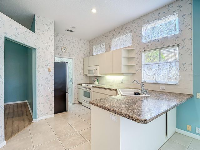9289 PENELOPE DRIVE, Weeki Wachee, FL 34613