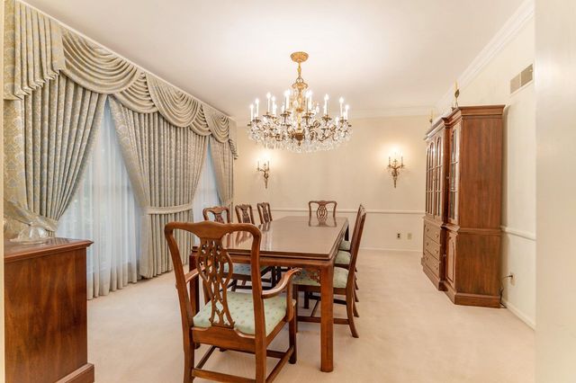 1130 Dunrobbin Lane, South Bend, IN 46614