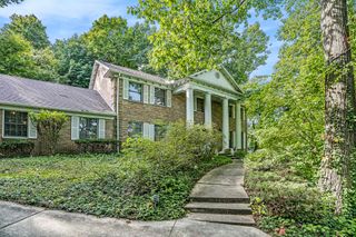 1130 Dunrobbin Lane, South Bend, IN 46614