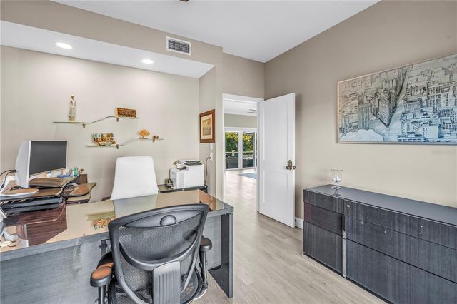 289 8TH AVENUE N, Tierra Verde, FL 33715