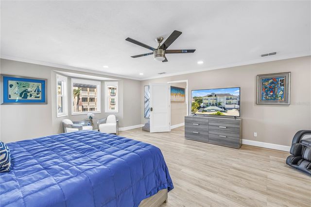 289 8TH AVENUE N, Tierra Verde, FL 33715