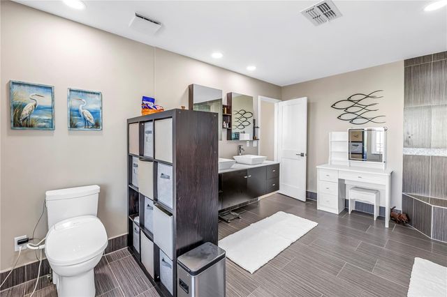 289 8TH AVENUE N, Tierra Verde, FL 33715