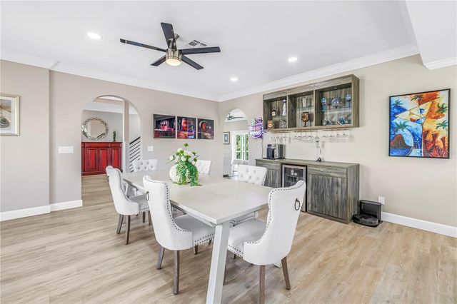 289 8TH AVENUE N, Tierra Verde, FL 33715