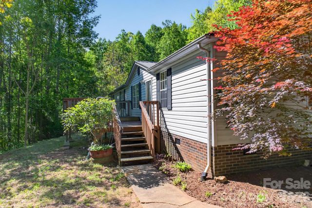2324 Alfred Hartley Road, Lenoir, NC 28645