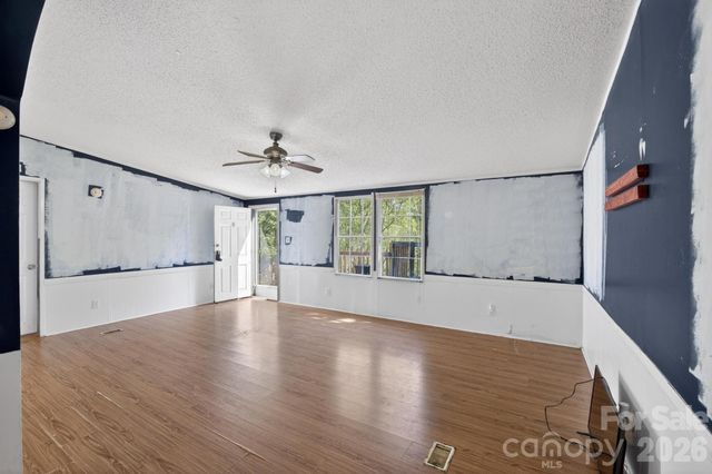 2324 Alfred Hartley Road, Lenoir, NC 28645