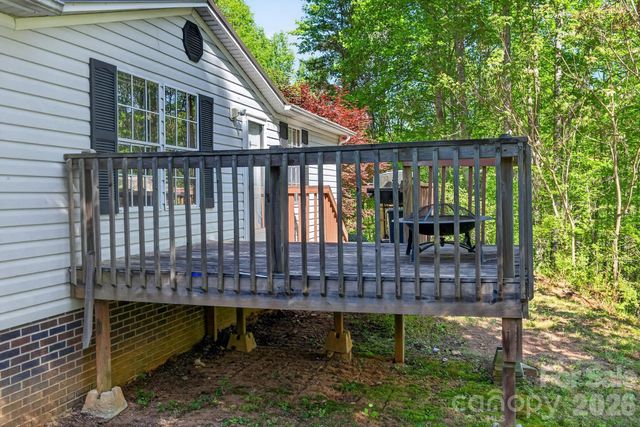 2324 Alfred Hartley Road, Lenoir, NC 28645