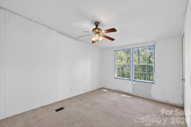 2324 Alfred Hartley Road, Lenoir, NC 28645