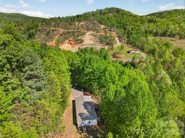2324 Alfred Hartley Road, Lenoir, NC 28645