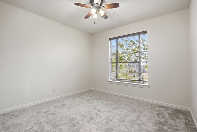 1104 Lynnwood Drive, Cleburne, TX 76033