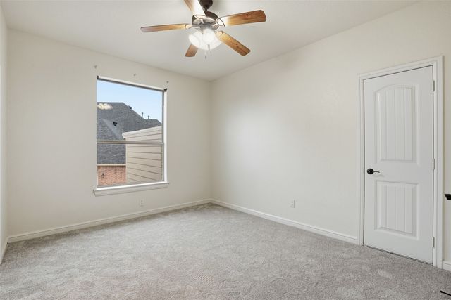 1104 Lynnwood Drive, Cleburne, TX 76033