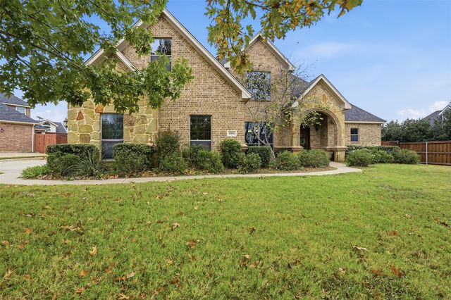 1104 Lynnwood Drive, Cleburne, TX 76033