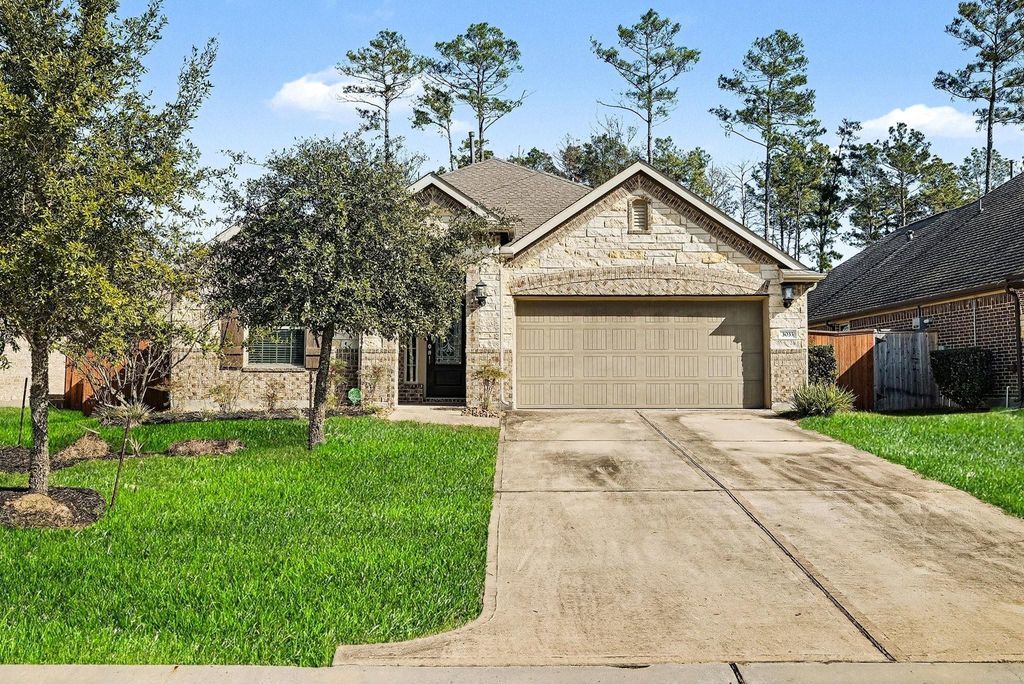 3033 Quarry Springs Drive, Conroe, TX 77301