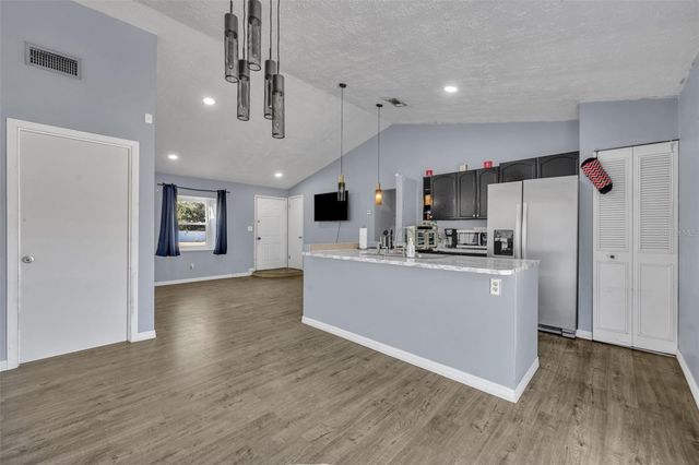 222 W PANAMA ROAD, Winter Springs, FL 32708