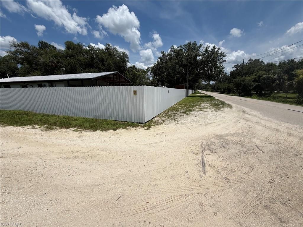 2850 Packinghouse RD, ALVA, FL 33920 — exterior