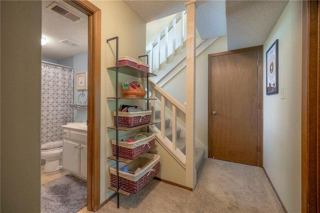 5729 N Oregon Avenue, Kansas City, MO 64151