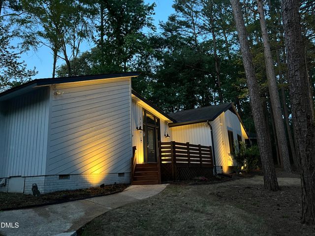 1122 Shadyside Drive, Raleigh, NC 27612