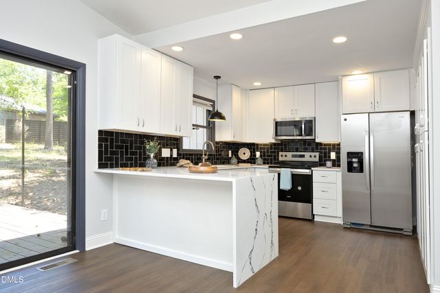 1122 Shadyside Drive, Raleigh, NC 27612