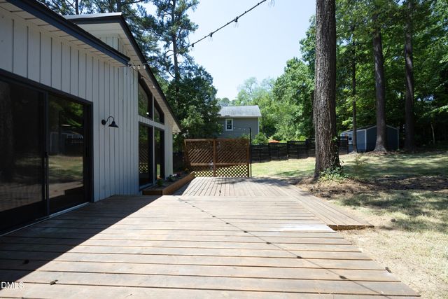 1122 Shadyside Drive, Raleigh, NC 27612