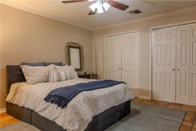 1608 Delwood, Alice, TX 78332