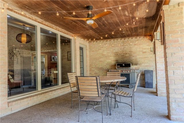 1608 Delwood, Alice, TX 78332