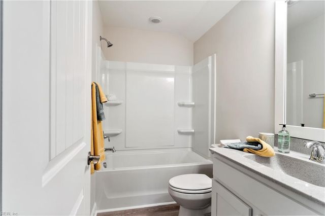1944 Paw Paw PL, Chesapeake, VA 23321