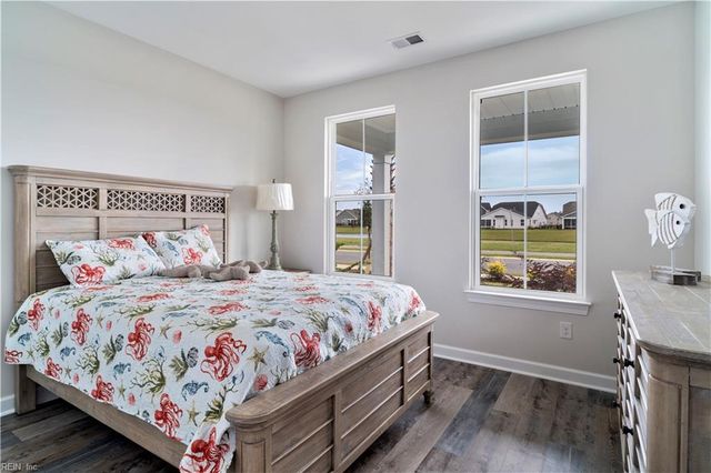 1944 Paw Paw PL, Chesapeake, VA 23321