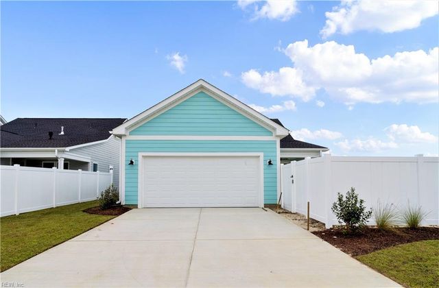 1944 Paw Paw PL, Chesapeake, VA 23321